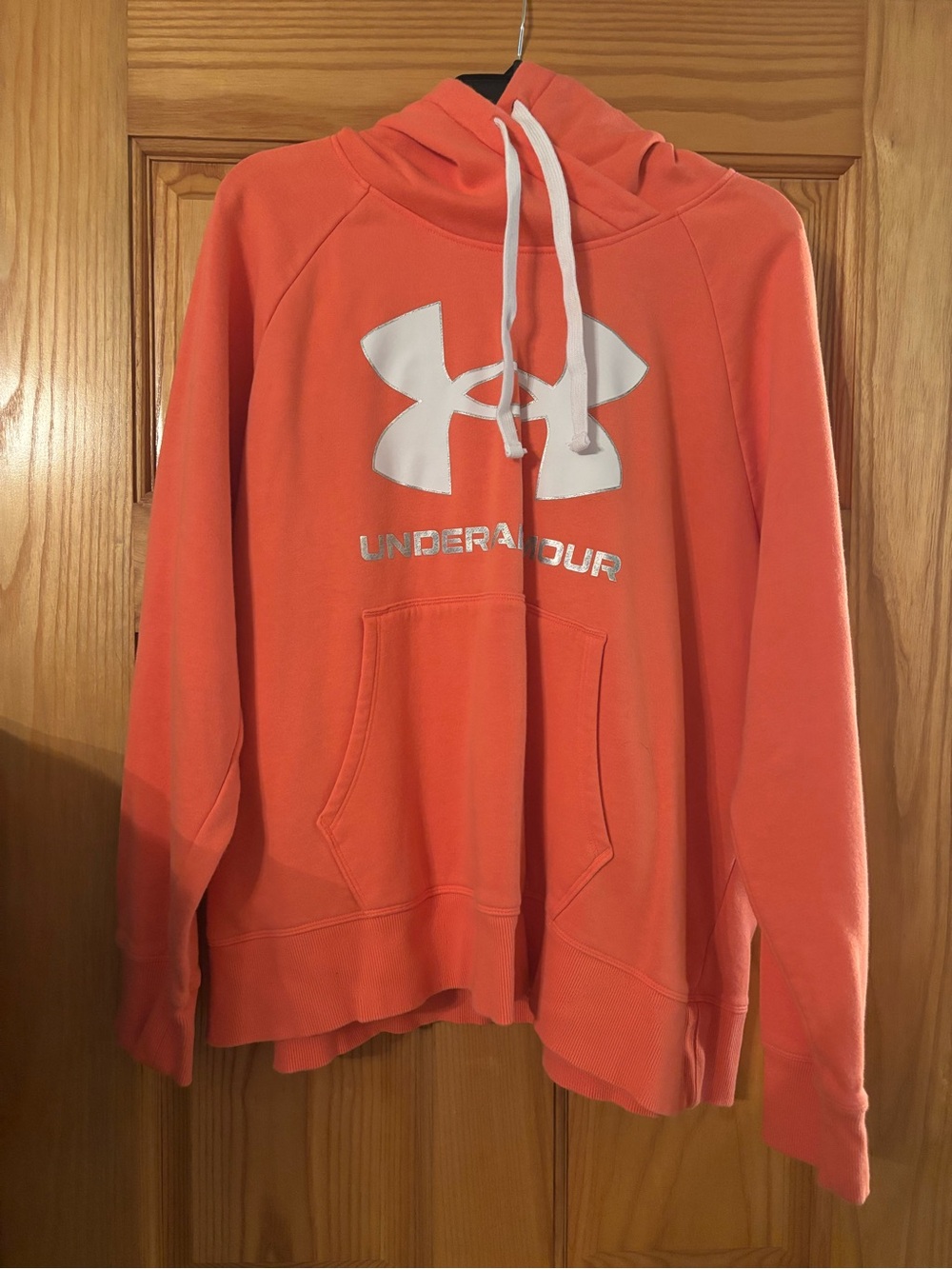 Under Armour Women’s Coral Crewneck Hoodie with White Logo Sz 2X EUC